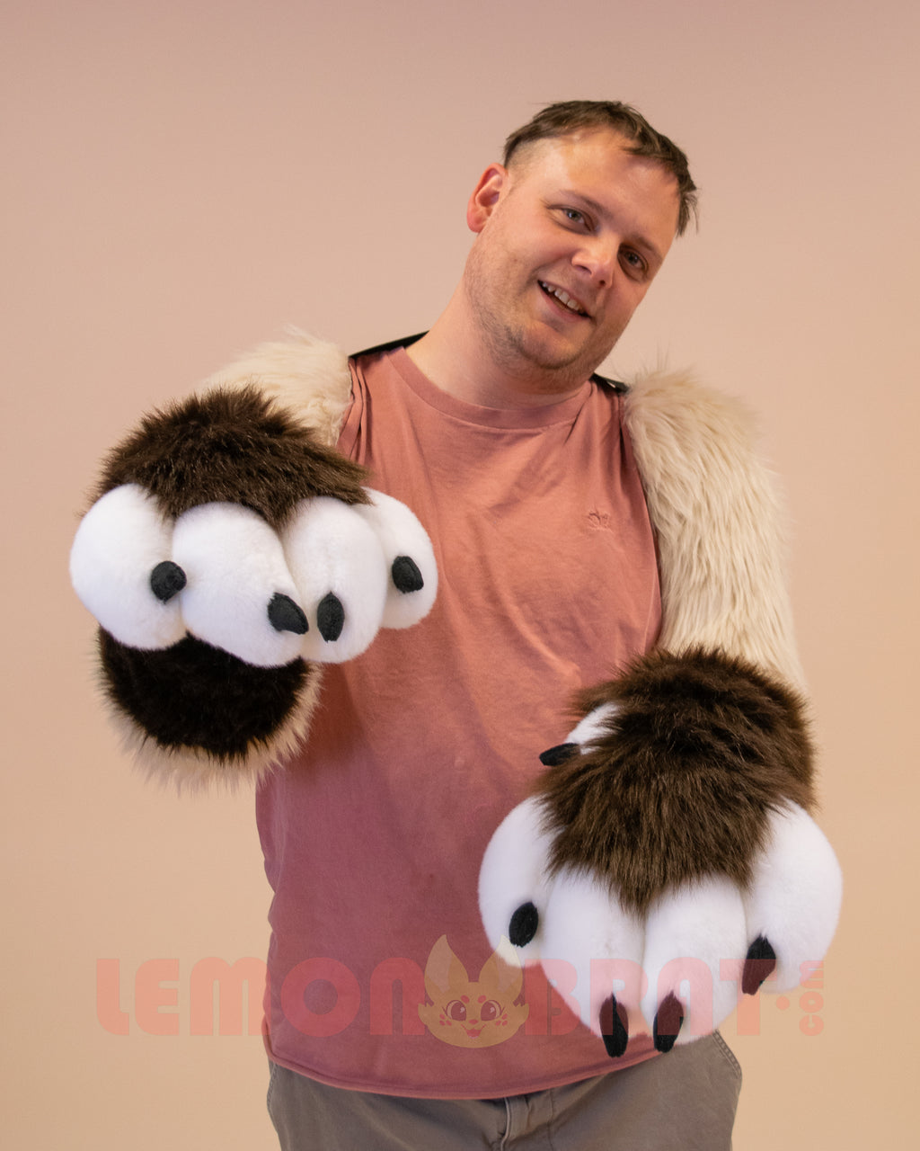 4 Finger Feral Handpaws Fursuitable
